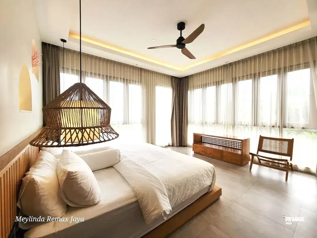 Villa design modern Dijual, lokasi premium Umalas. - Image 6 of 10