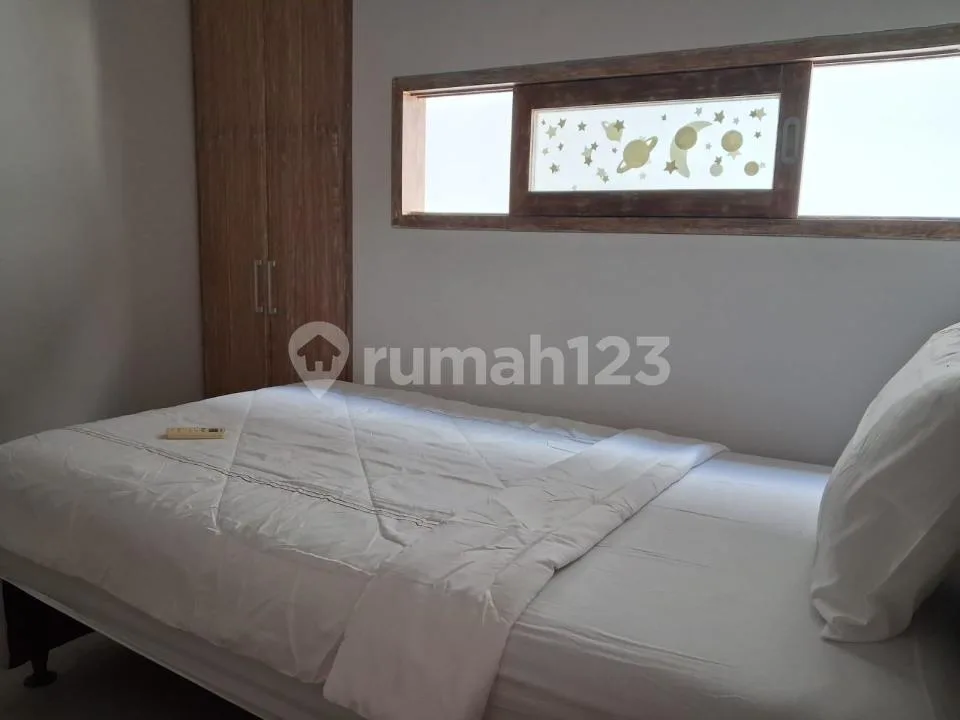Studio Apartment 2 Kamar Tidur Fully Furnished di Berawa Canggu - Image 2 of 4
