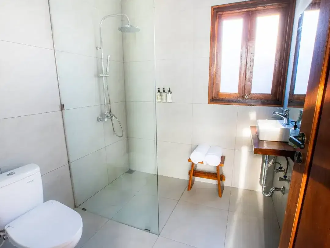 Disewakan  Villa Studio di Lokasi Strategis Padang Padang - Image 10 of 10