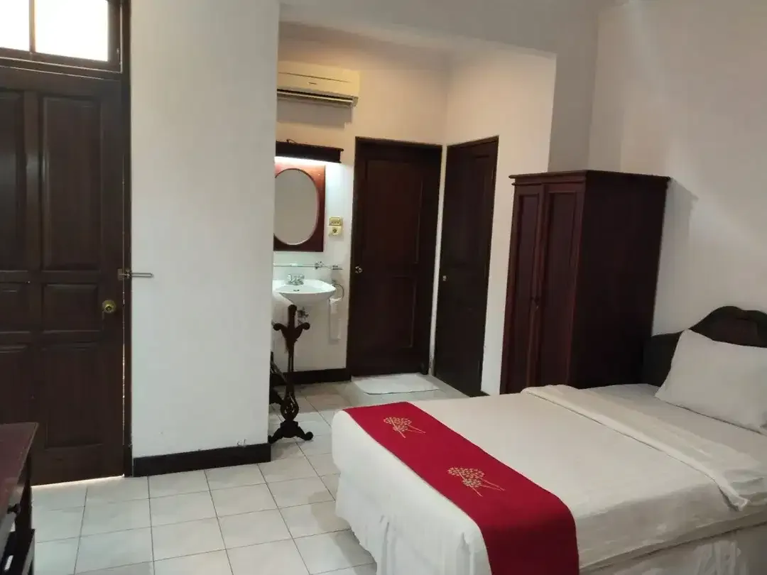 HOTEL 1 LANTAI DI JL WR SUPRATMAN DENPASAR TIMUR DEKAT GOR DENPASAR - Image 5 of 10
