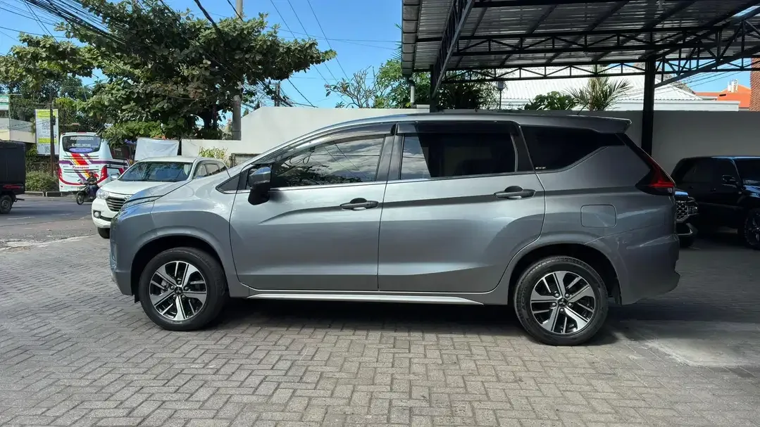 Mitsubishi Xpander Sport 2018 Abu-abu Metalik A/T 1.5 - Image 4 of 10