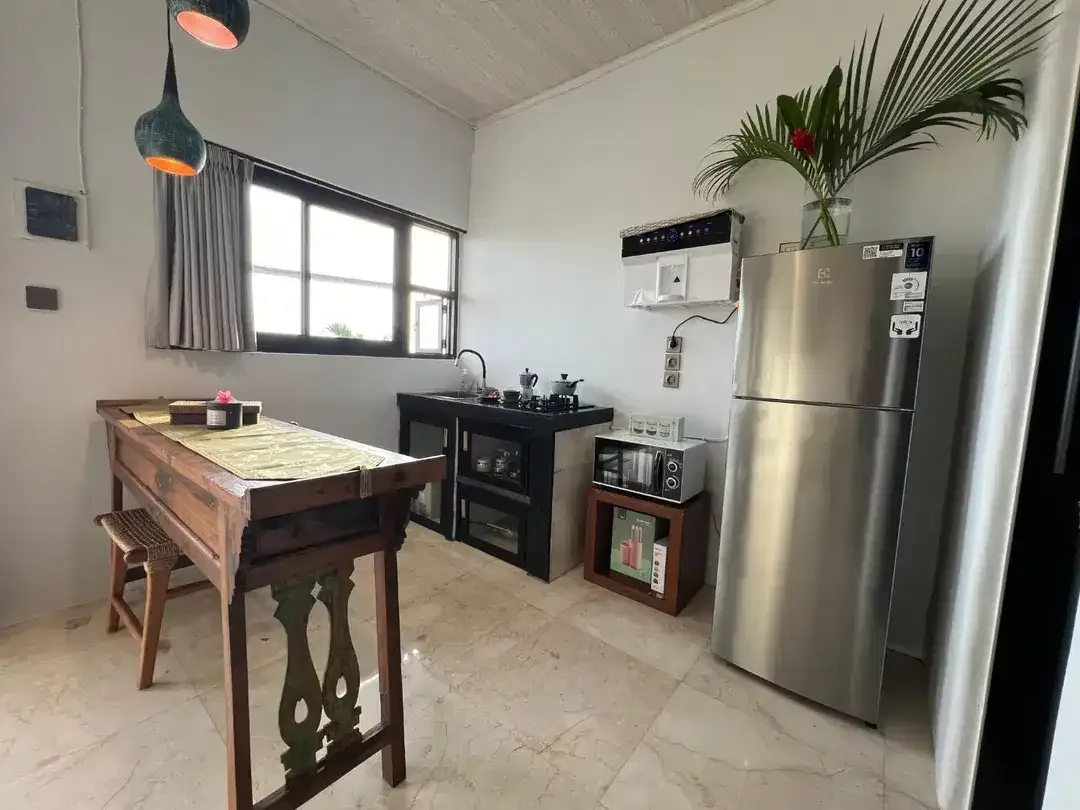 Luxury Guest House With 4 Bedrooms, Furnished, Close to Munggu Beach - Image 3 of 6