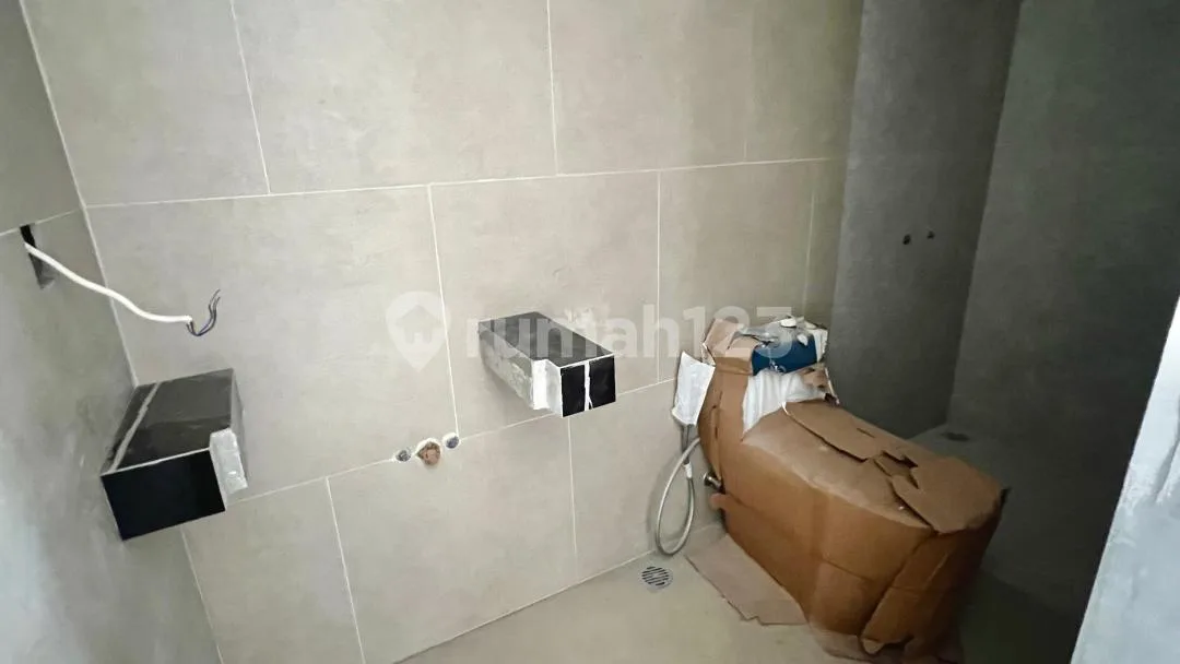 Dijual Rumah 2Lantai 2Menit Dari Pintu Tol - Image 4 of 4