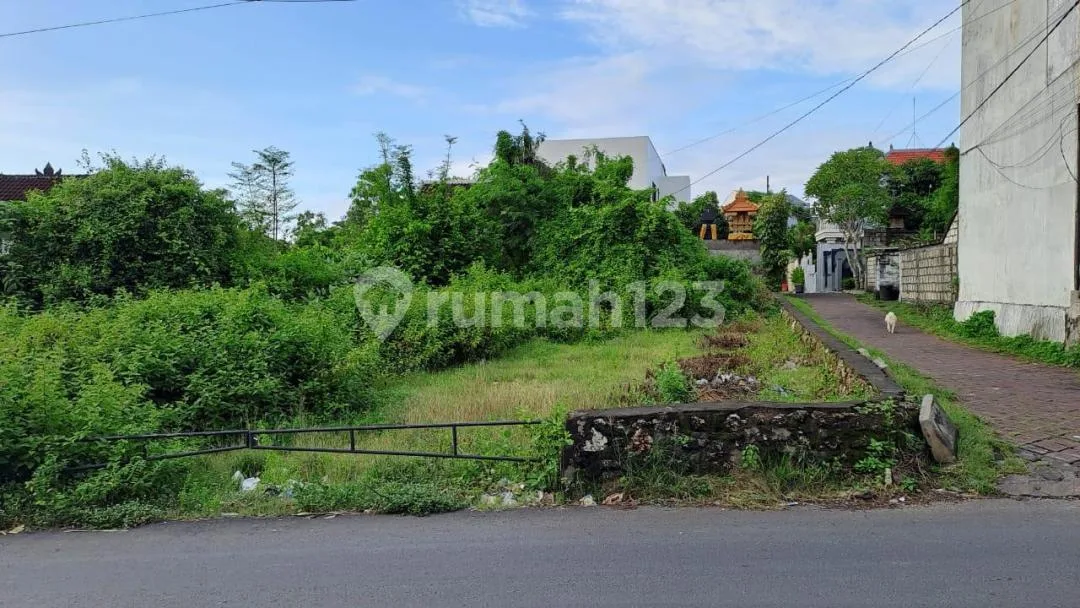 Tanah Hook Plot Kecil Sangat Langka Ungasan #Ts6436 - Image 1 of 4