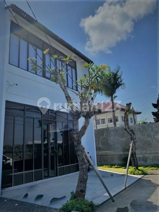 Jual/Sewa Ruko 2 LT Kunti Ii Seminyak | SHM Hadap Jalan Utama - Image 3 of 4