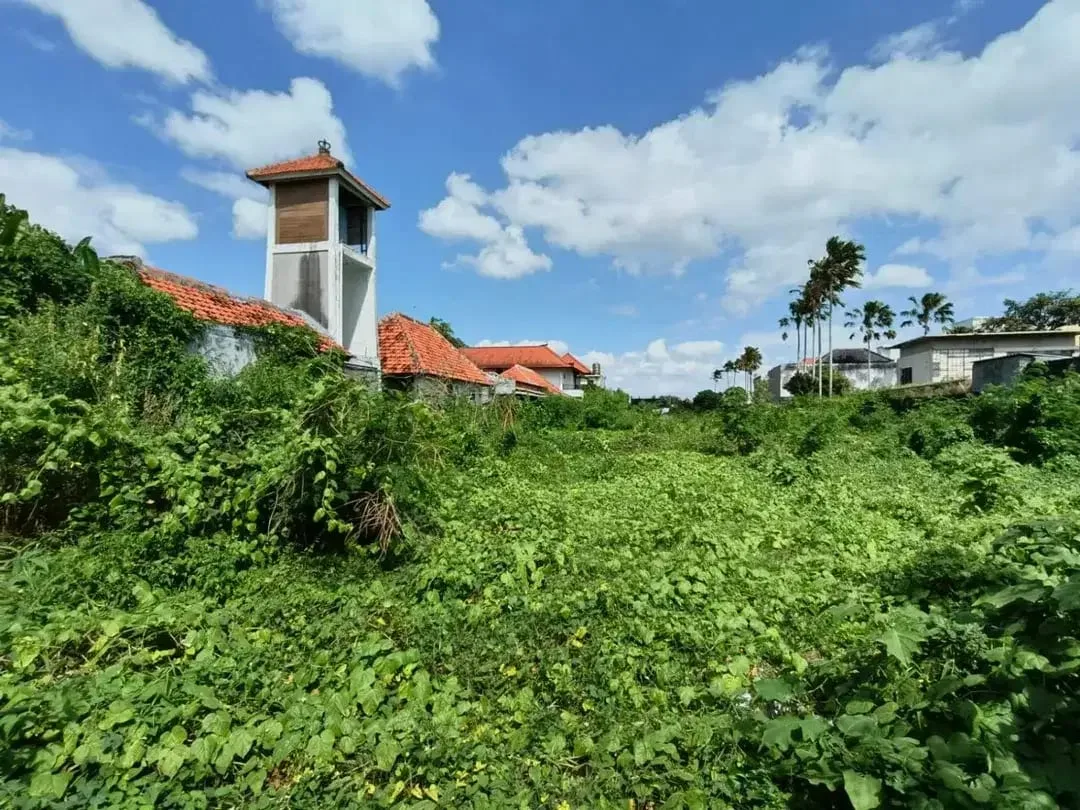 Dijual Tanah Lokasi Strategis di Jalan Utama Seminyak Cocok Untuk Bisnis - Image 3 of 5