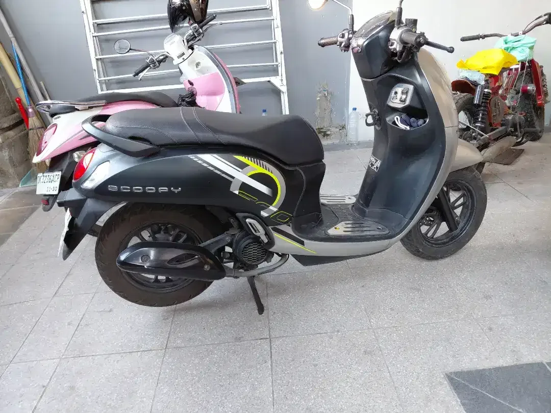 Honda Scoopy Hitam Siver th 2024 - Image 2 of 4
