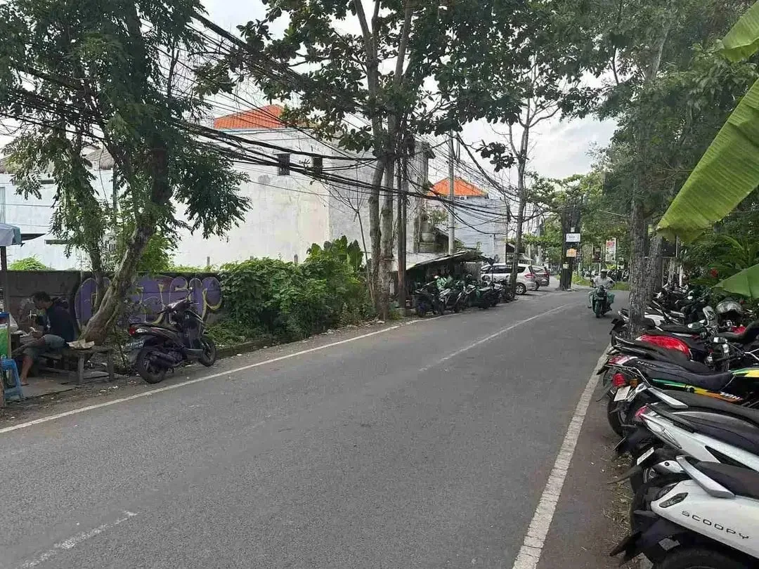 Buc Tanah Elit 70Are Raya Utama Canggu Berawa 400Mtr ke Pantai Jl8mtr - Image 1 of 6
