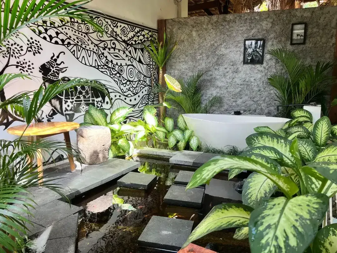 UNIQUE COURTYARD CONCEPT VILLA IN PRIME SEMINYAK - Image 6 of 10