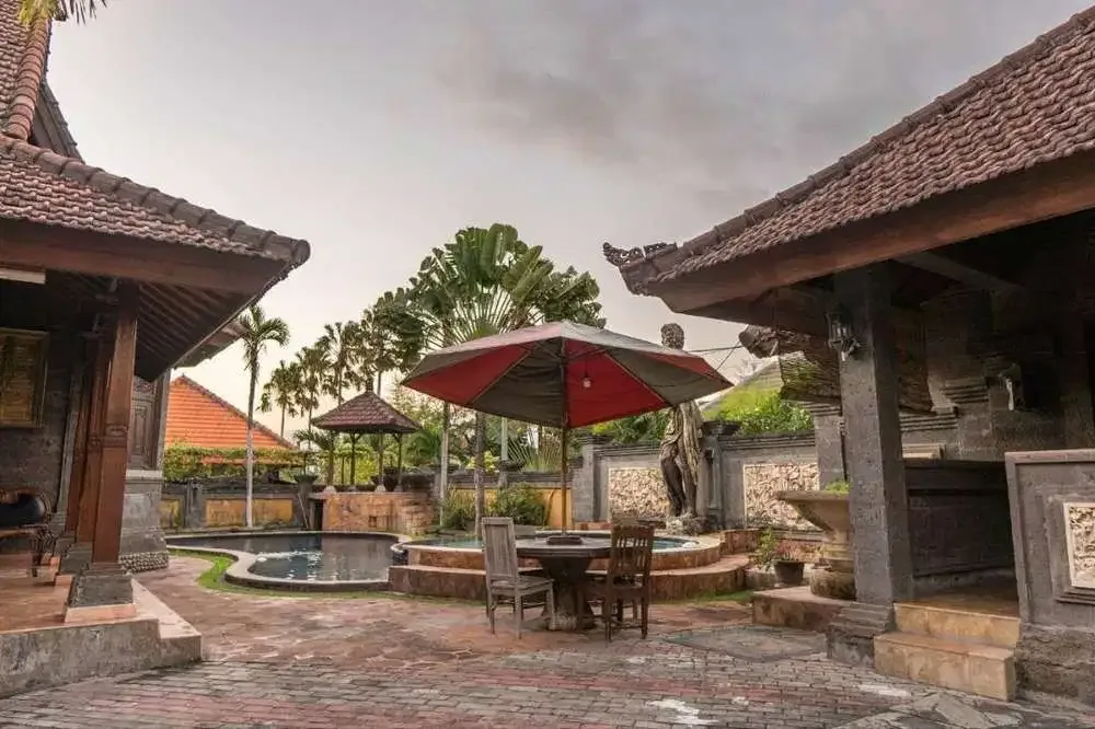 TANAH BONUS VILLA LINGKUNGAN ELITE KEROBOKAN - Image 2 of 7