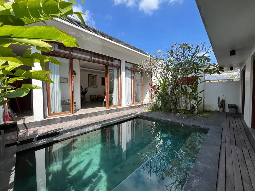 Villa Modern Tropis Di Puri Gading Jimbaran - Image 2 of 10