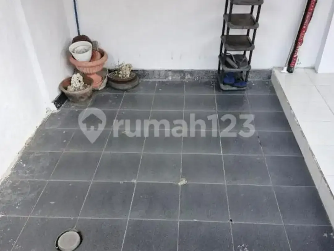 Dikontrakkan Rumah Sangat Langka Taman Griya Jimbaran - Image 2 of 5