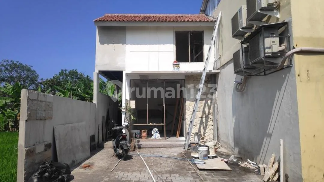 Ready Oktober 2026 - Rumah Mezzanine di Renon Dekat Jalan Utama - Image 1 of 4