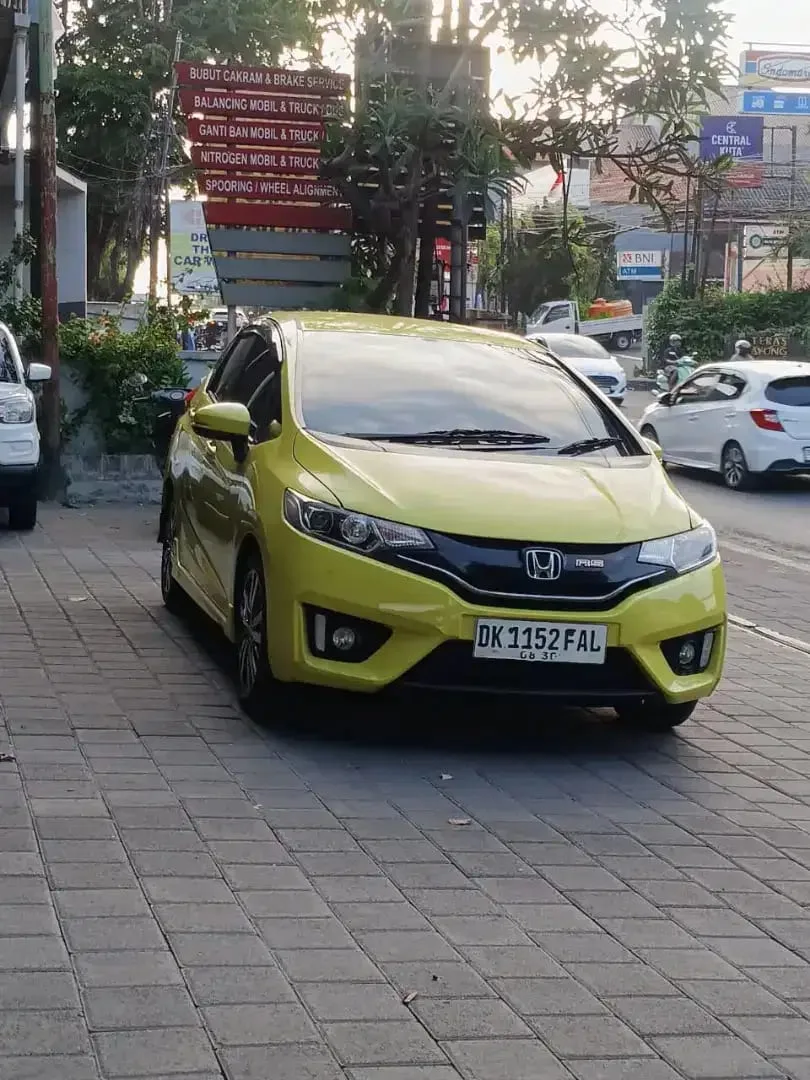 JAZZ RS MATIC ASLI BALI WARNA FAVORIT LOW KM ISTIMEWA - Image 1 of 8