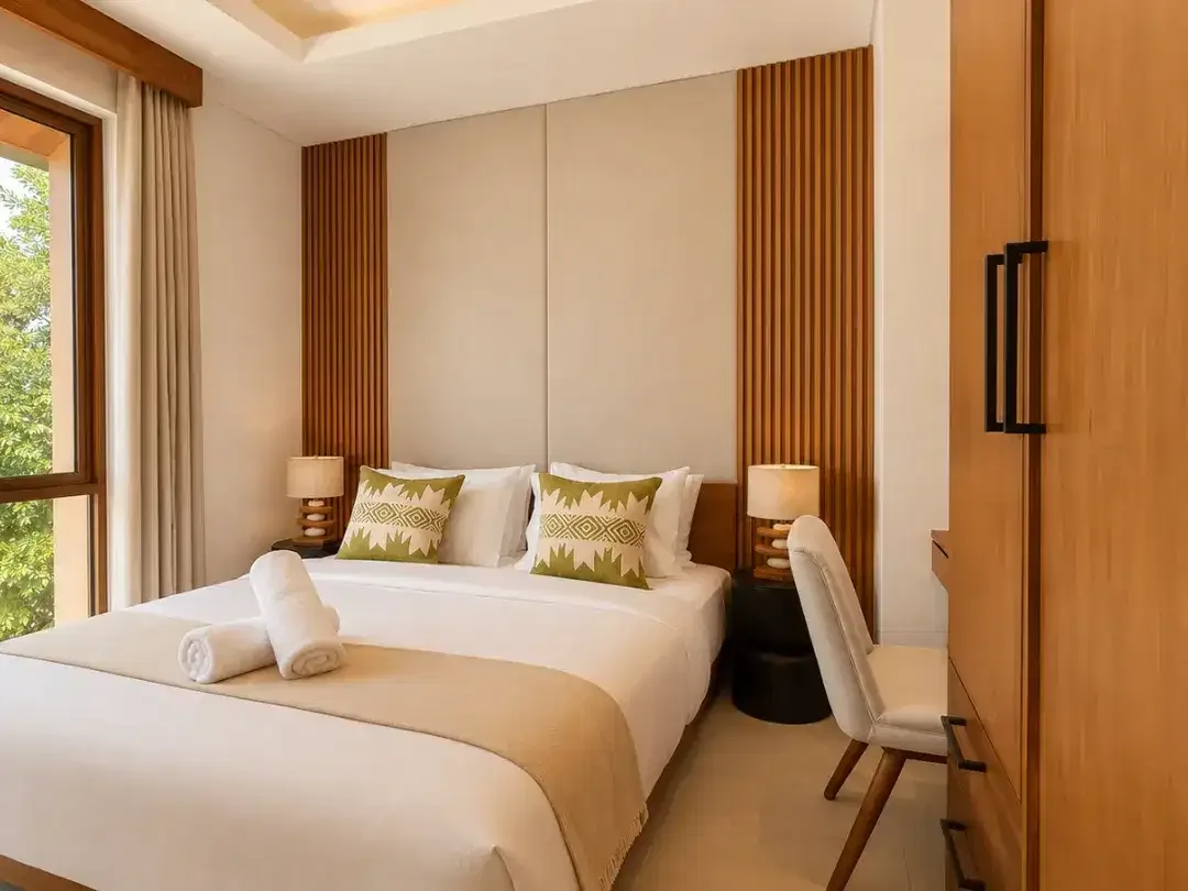 Brand New 4 Bedroom Freehold Luxury Villa in Renon - Image 5 of 10
