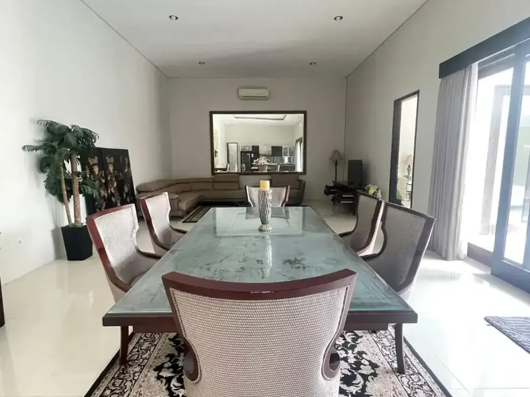 VILLA MODERN MINIMALIS DI GEDONG SARI MUMBUL NUSA DUA BALI - Image 5 of 10
