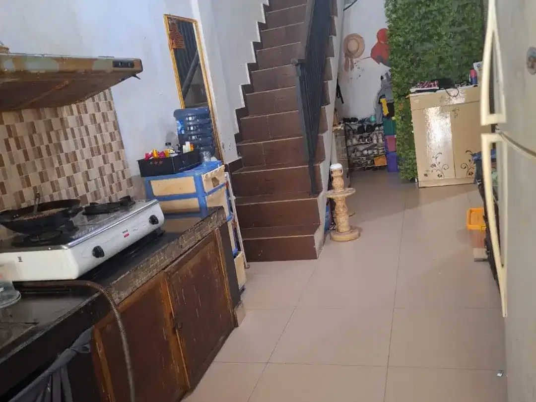 Dijual Rumah 2 Lantai Dikawasan Andakasa Gatsu Denpasar - Image 2 of 4