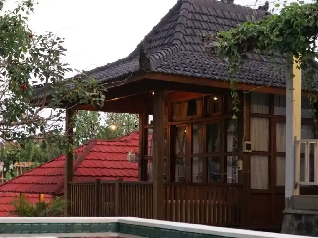 Leasehold - Tropical Oasis in Batu Mejan - 9 Bungalows with Pool & Garden, Canggu, Bali - Image 4 of 10