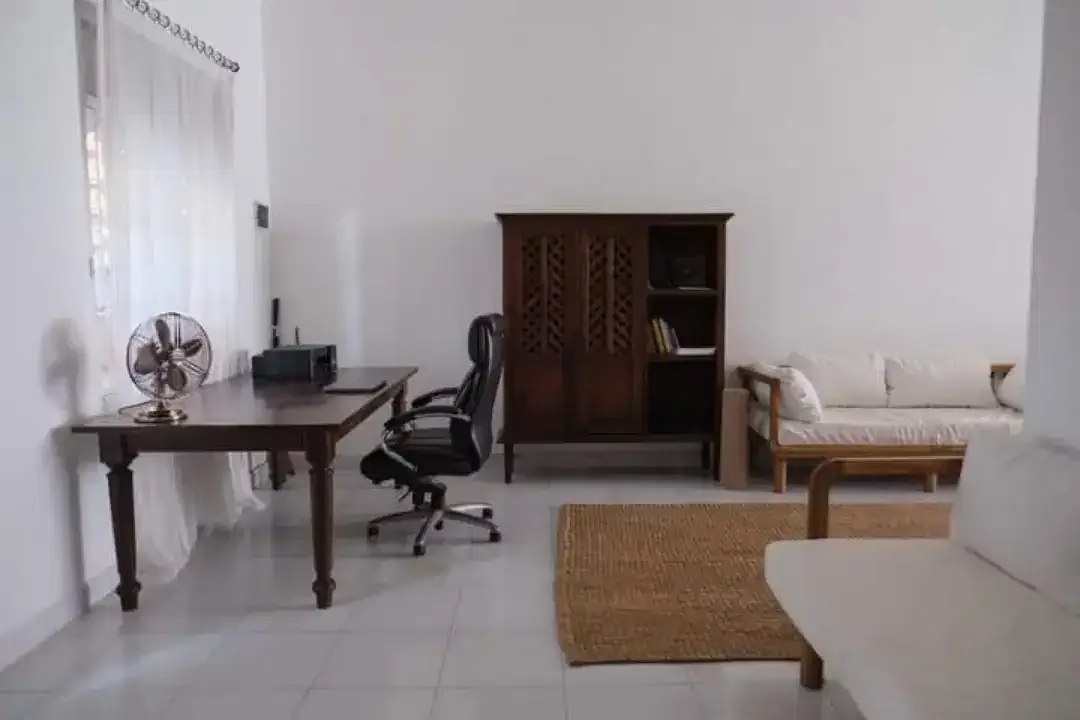 SEWA CEPAT! RUMAH 3KT JIMBARAN DEKAT PURI GADING HALAMAN LUAS - Image 4 of 10