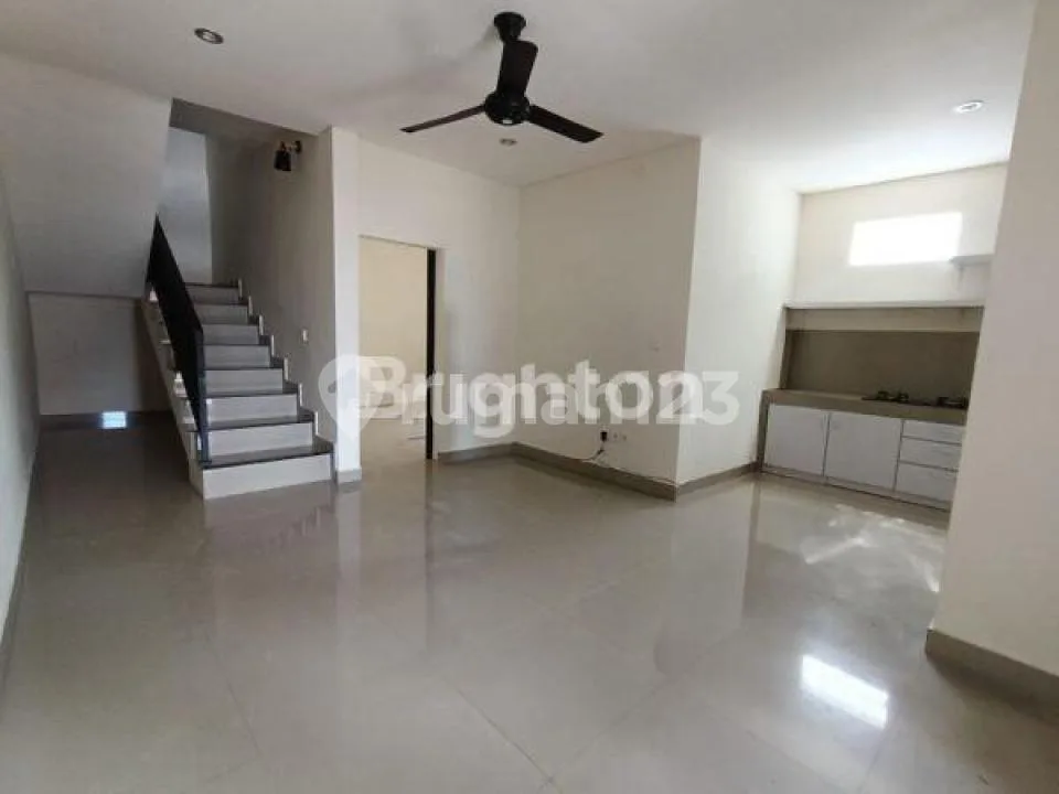 Rumah Sewa Semi Furnished Lingkungan Tenang Kerobokansewa Rumah - Image 3 of 4