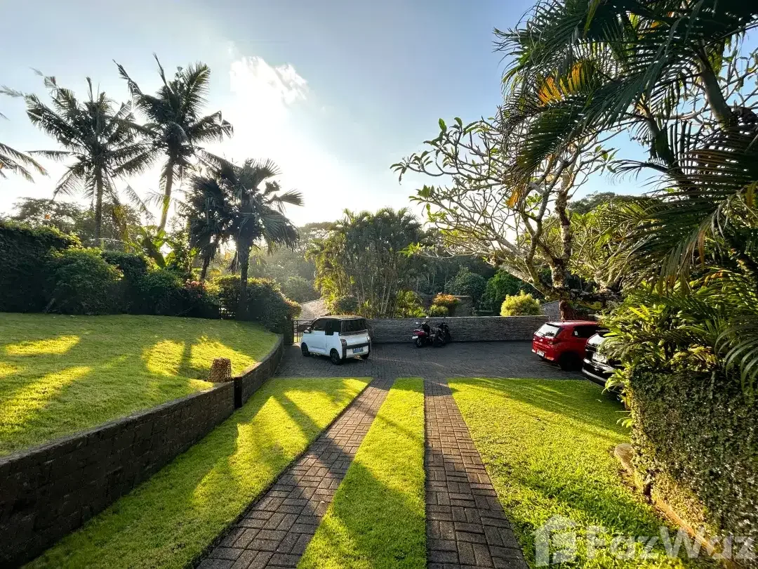 5 Bedroom Villa for sale in Kerambitan, Bali - Image 3 of 10