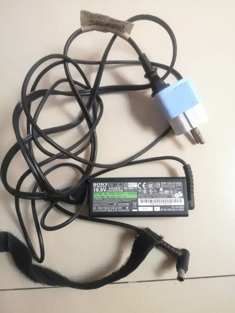 Charger laptop sony vaio original - Image 9 of 9