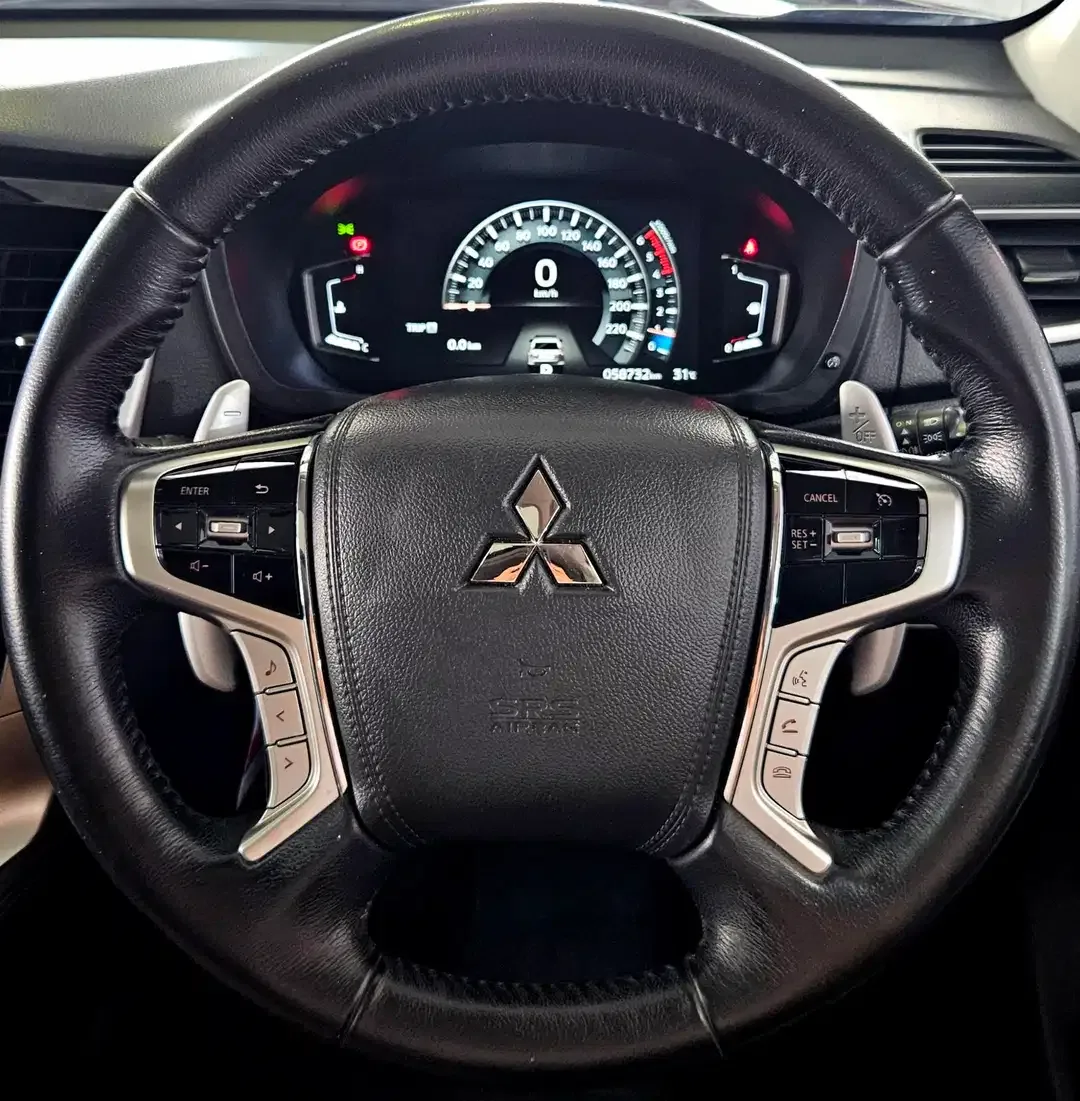 [2022] DP 49jt! Pajero Sport Dakar Sunroof diesel at 2022 DK bkn 2023 - Image 9 of 10