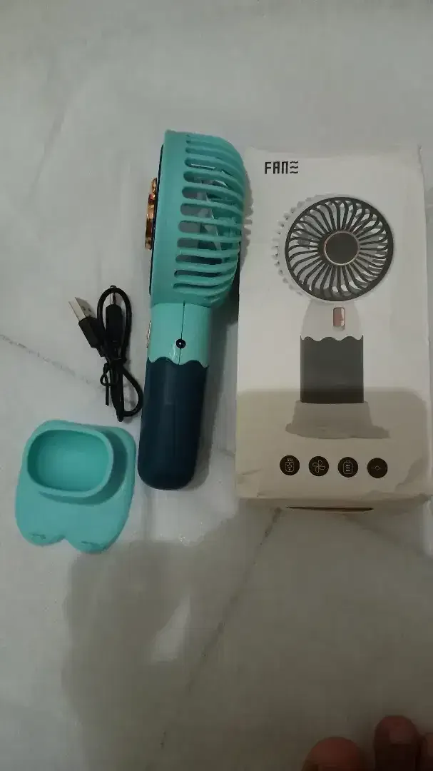 30rb Dijual Murah Kipas Angin Mini Fan Genggam Cute Portable (BARU) - Image 3 of 10