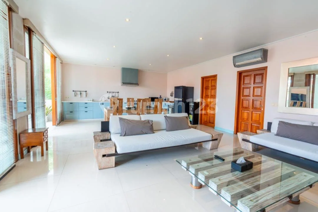 Spacious Two Bedroom Apartment In Premium Berawa Canggu Area - Image 3 of 4
