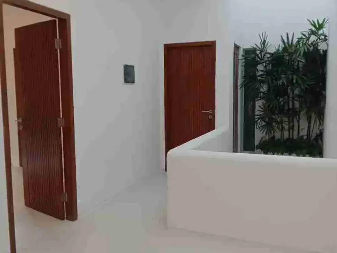 dijual villa baru lantai 2 pererenan canggu - Image 9 of 10