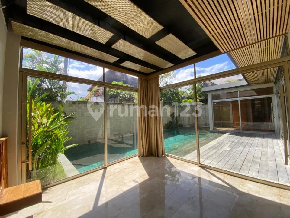Luxury Villa In Prime Location Only 10 Mins To Sanur Beach - Image 1 of 4