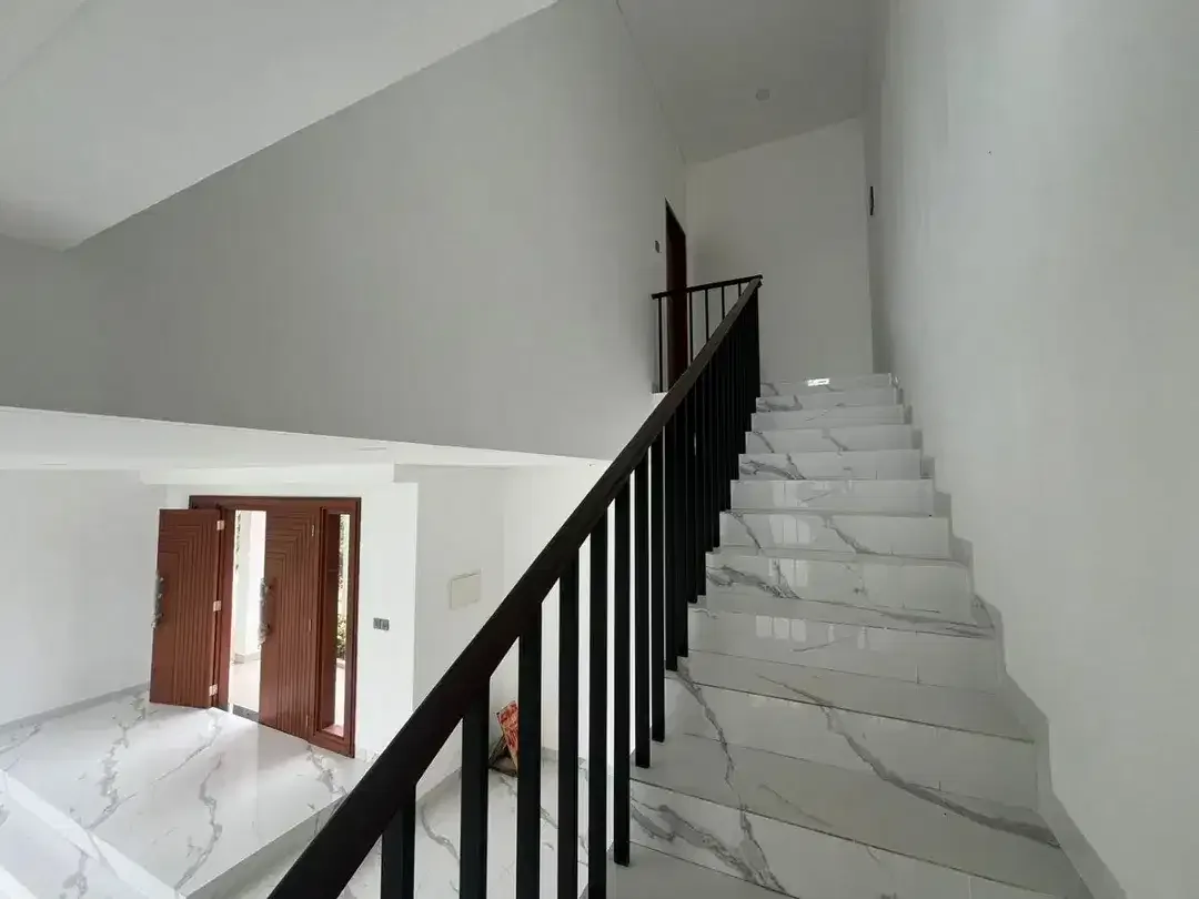 FOR SALE | VILLA MODERN MINIMALIST – INDUSTRIAL TROPICAL Villa eksklusif dengan desain modern minimalis berpadu sentuhan industrial tropis - Image 8 of 10