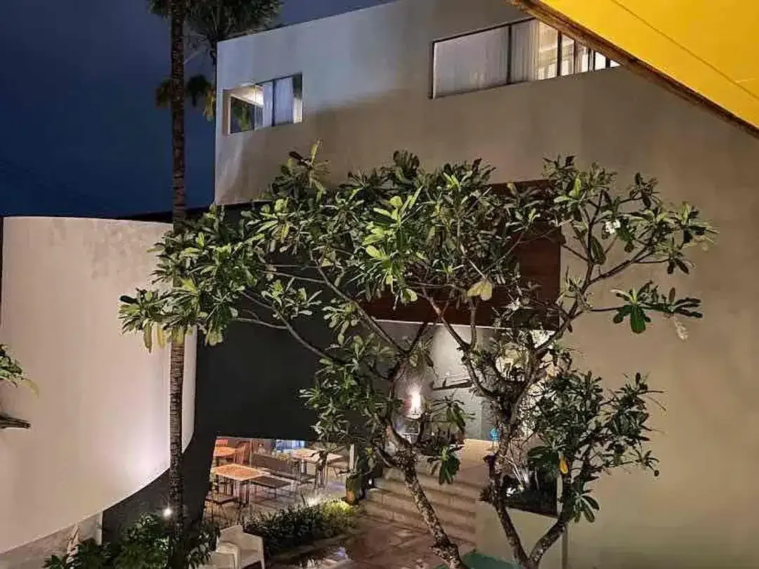 Di jual hotel bintang 3 bumbak
umalas.kerebokan kuta utara Bali - Image 2 of 10