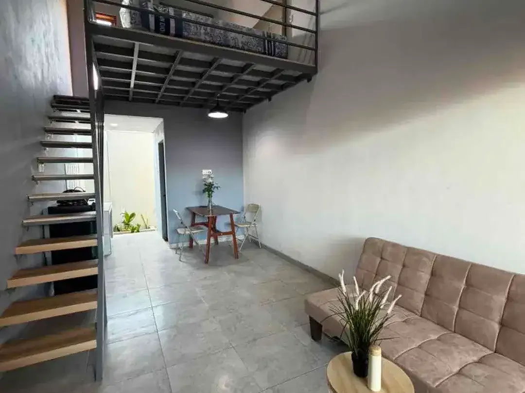 Disewakan Villa Mezzanine Room Siap Huni Dekat Sunset Road, Kuta Bali - Image 1 of 10