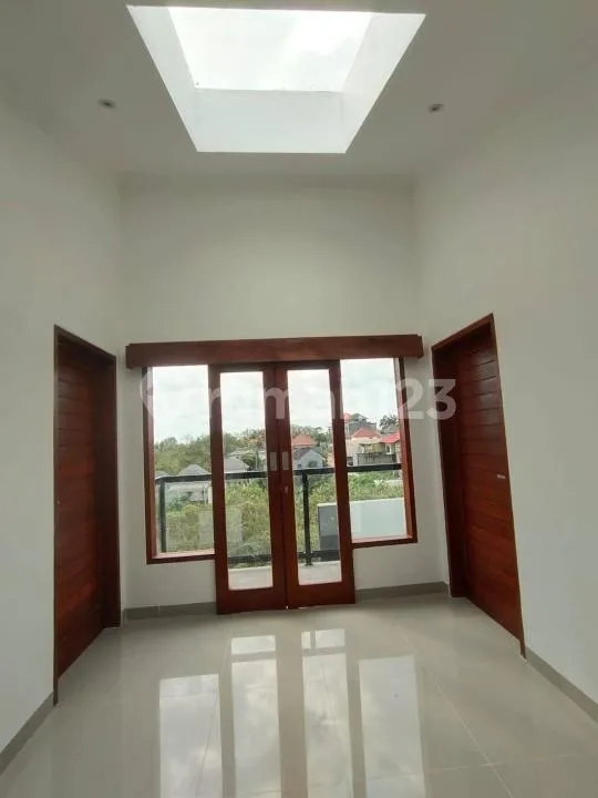 Villa 2 LT Turun Harga Strategis Furnished Pool Taman Giri Benoa - Image 4 of 4