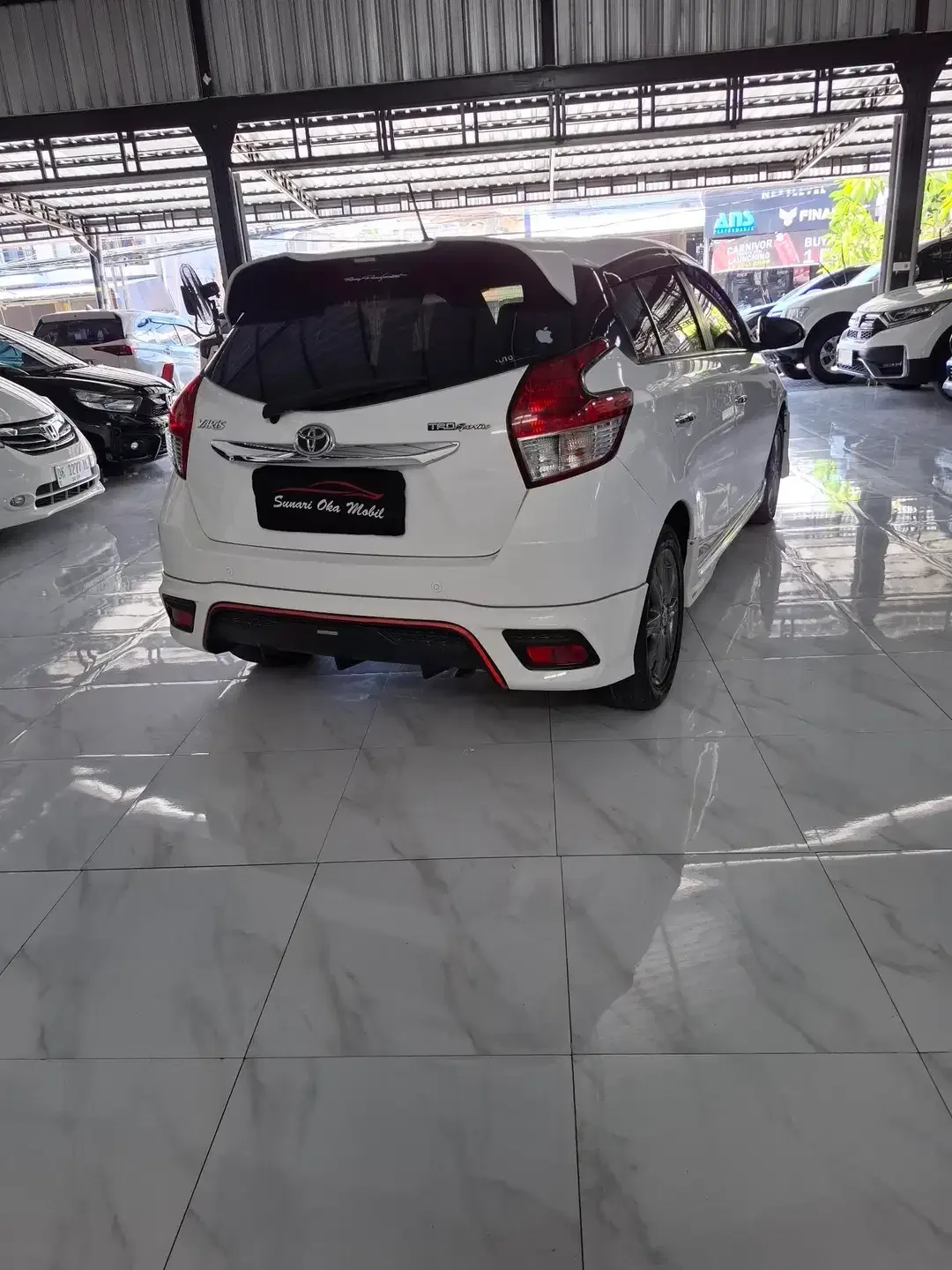 Toyota yaris trd manual 2015 - Image 3 of 6