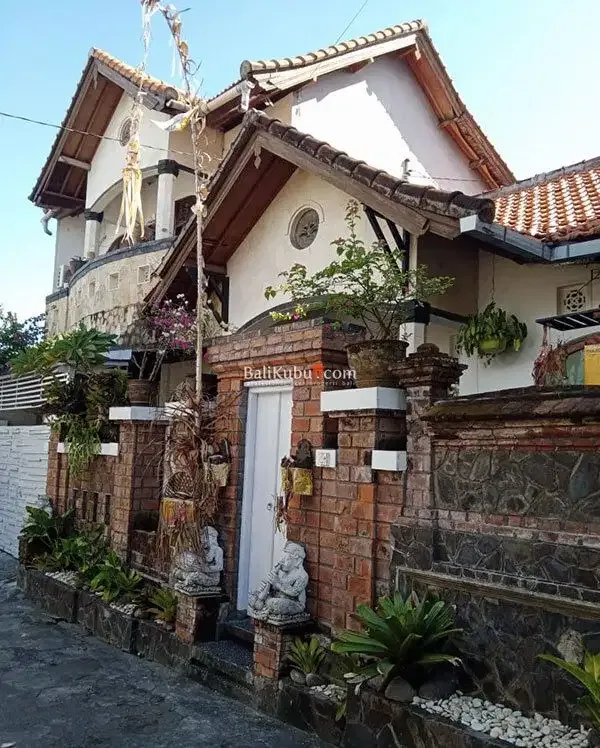 AMS-005.RME | Rumah Dijual 4 Kamar di Padangsambian Denpasar Barat - Image 2 of 10