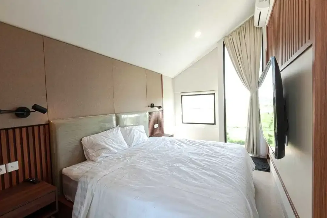 HUNIAN READY FURNISHED 2LT LOKASI STARTEGIS SEMINYAK BALI - Image 3 of 9