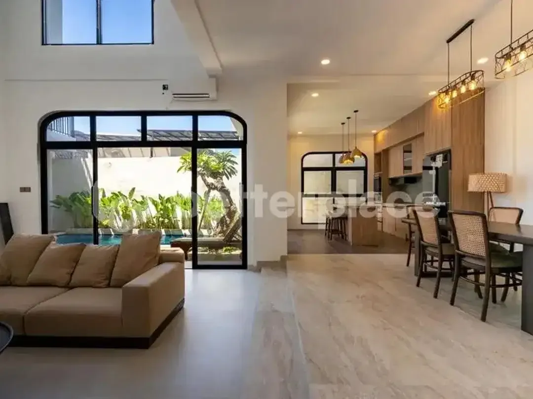Luxurious 3 Bedroom Villa in Ungasan, Your Slice of Investment Opportunity with Breathtaking Ocean Views - Image 3 of 10