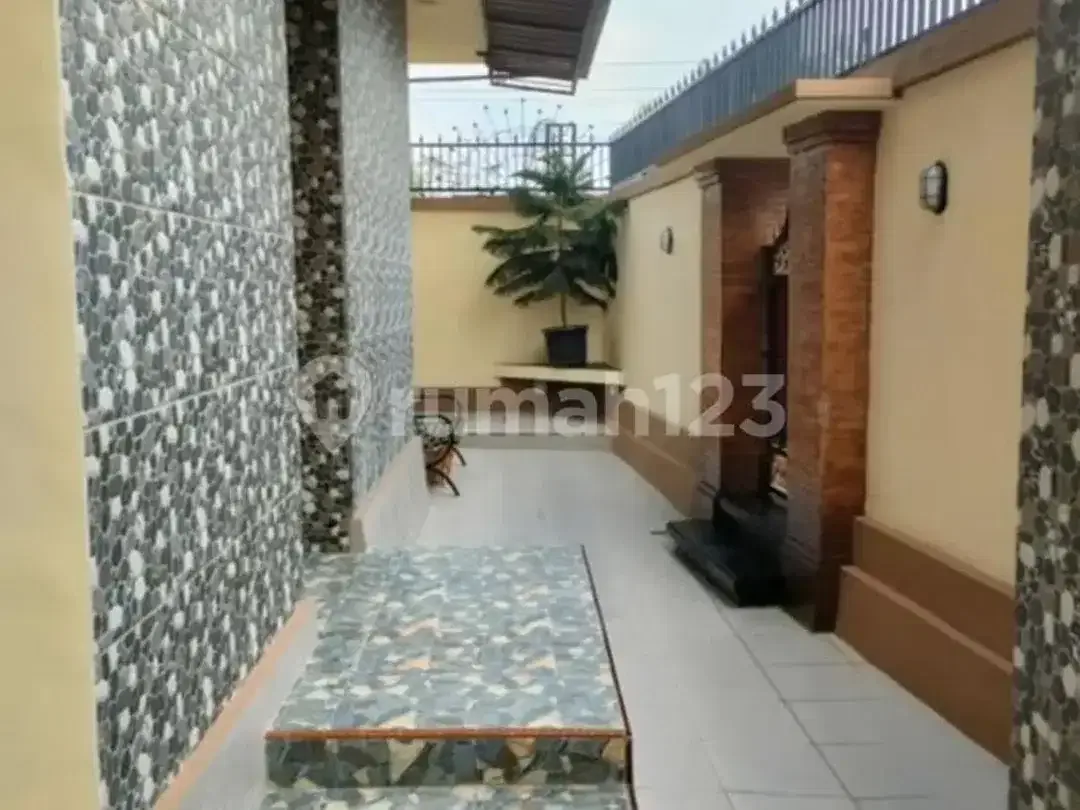 Dijual Rumah 2 Lantai 5 Kamar Full Furnished di Munggu, Mengwi Badung - Image 3 of 10