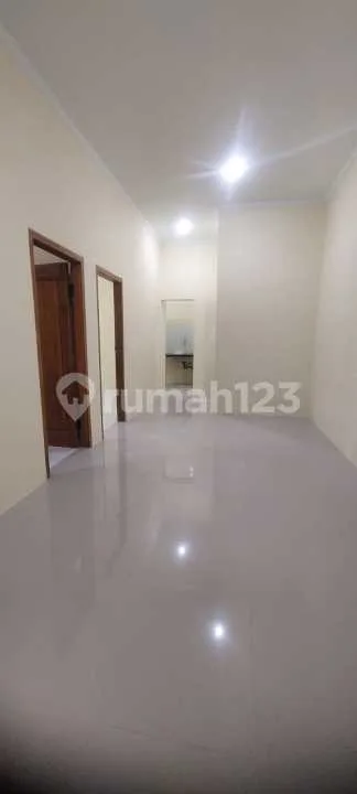 Sewa Rumah Baru Modern Minimalis Grogol Carik - Lokasi Strategis, Nyaman & Siap Huni! - Image 4 of 4