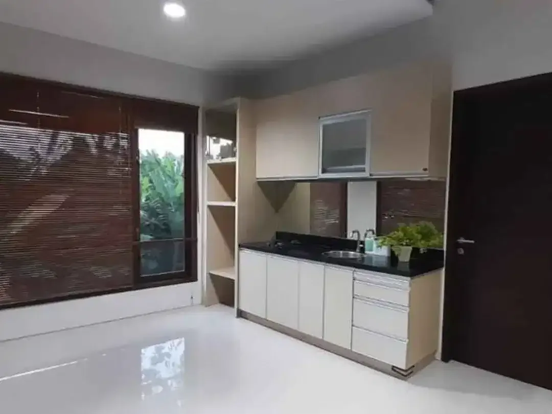 Dijual Rumah Lantai 2 - Berlokasi di Dalung Permai - Image 4 of 9