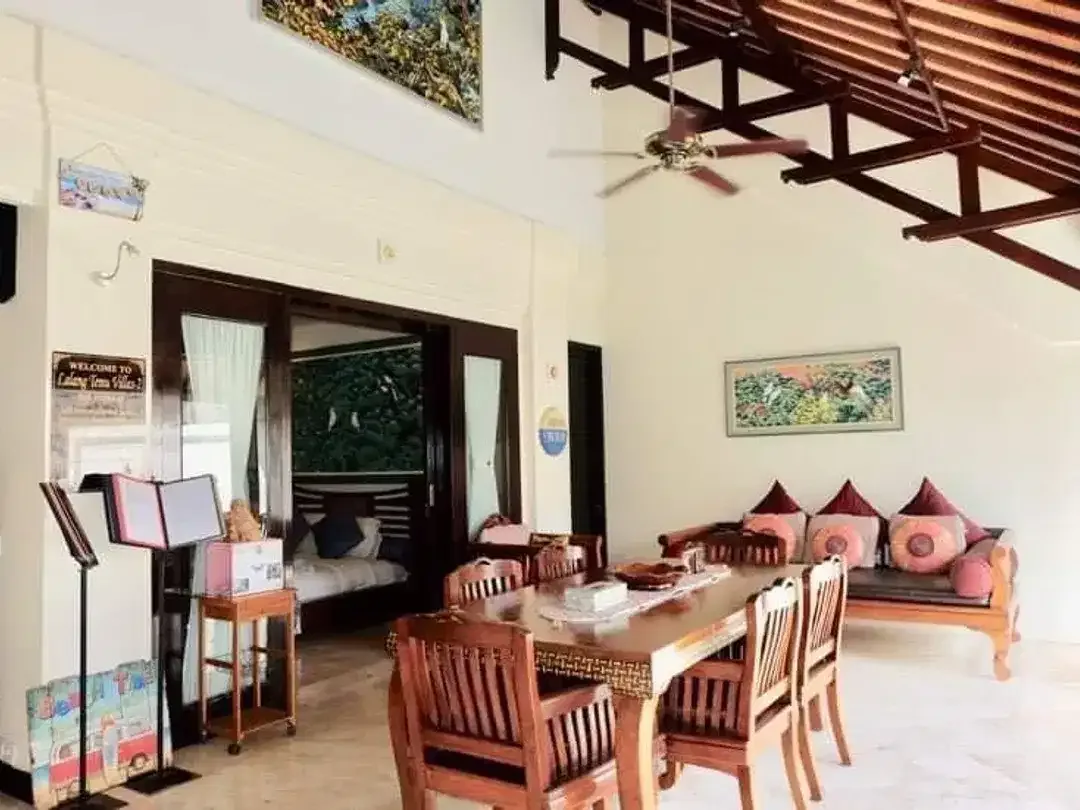LUXURY OCEAN VIEW VILLA – FULLY EQUIPPED & ART-FILLED – DIRECT OWNER ( RBN / IW / LM ) - Image 8 of 10