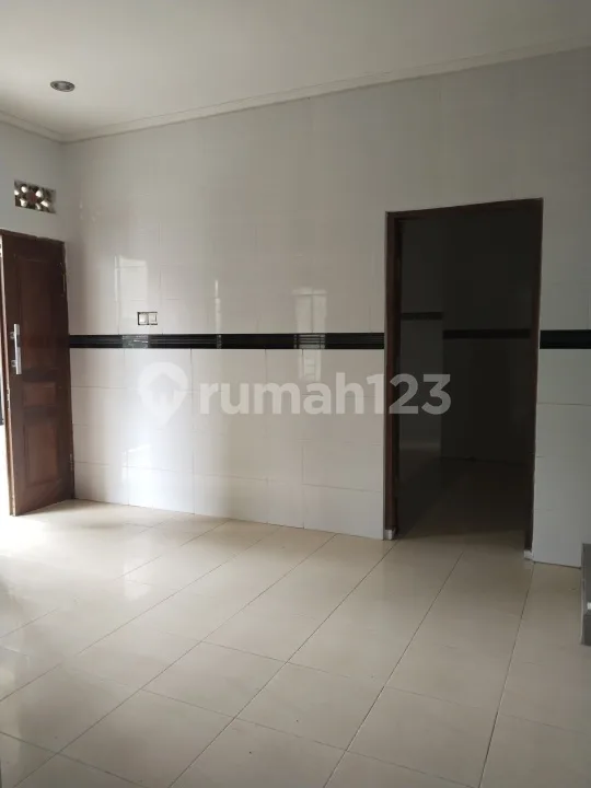 Disewakan Rumah 2 Lantai di Denpasar Selatan - Image 3 of 4