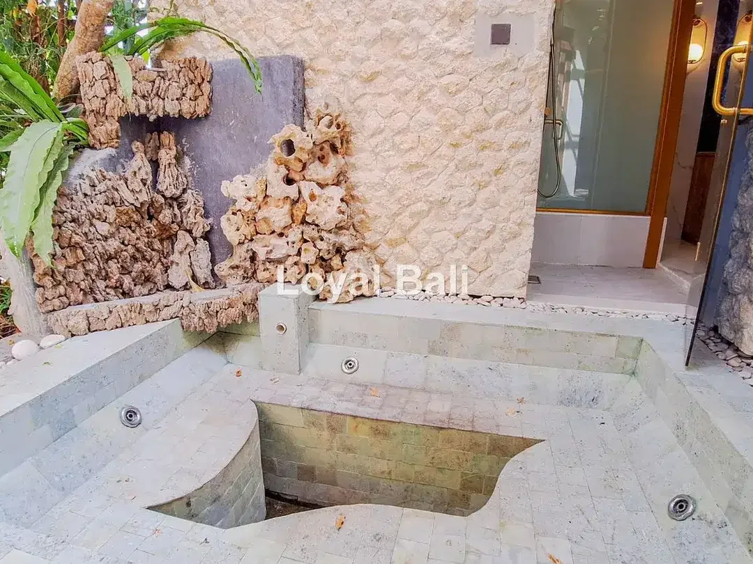 Villa, Brand New Villa with Tropical Concept in Ungasan, Bali - Image 10 of 10
