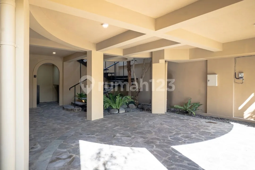 Villa Mewah Modern 2br Di Pererenan â Siap Huni! Fullfurnish - Image 3 of 4