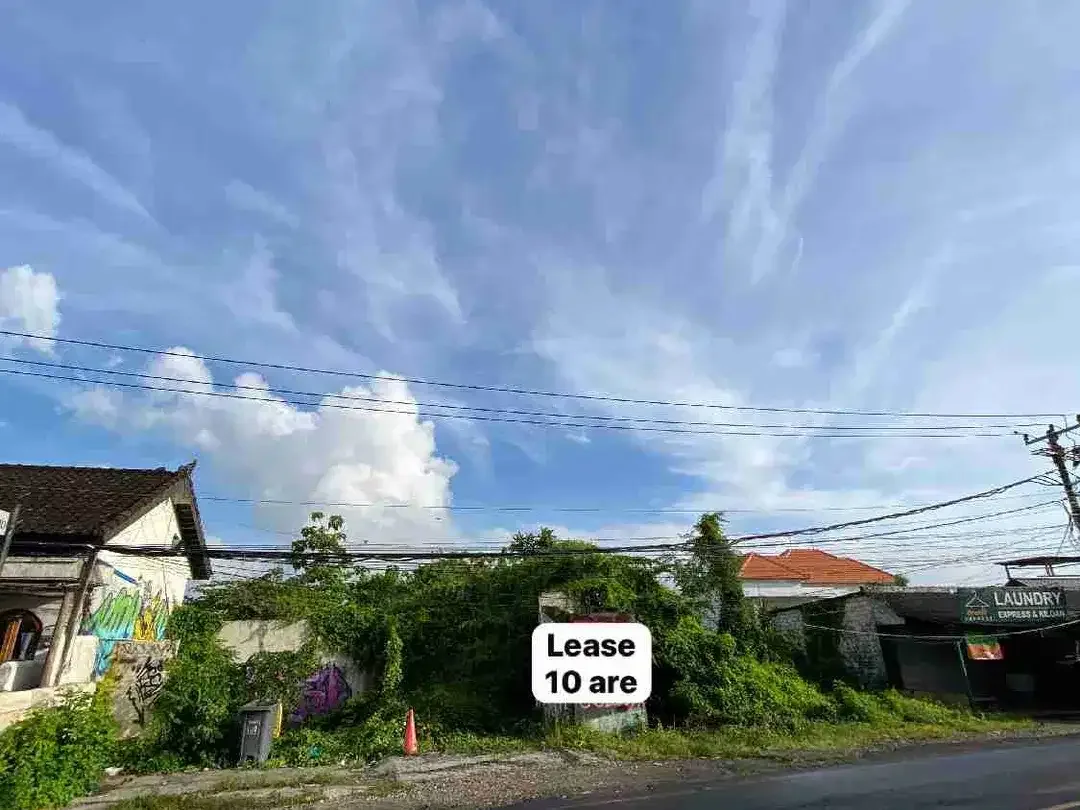 DISEWAKAN TANAH LANGKA DIJALAN RAYA ULUWATU, PECATU BALI. - Image 1 of 7