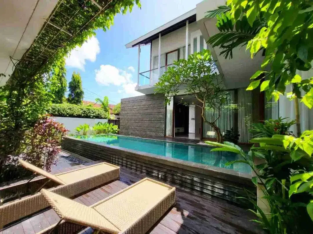 dijual villa kawasan one gate dekat Asian internasional scool taman Rama purigading jimbaran - Image 1 of 10