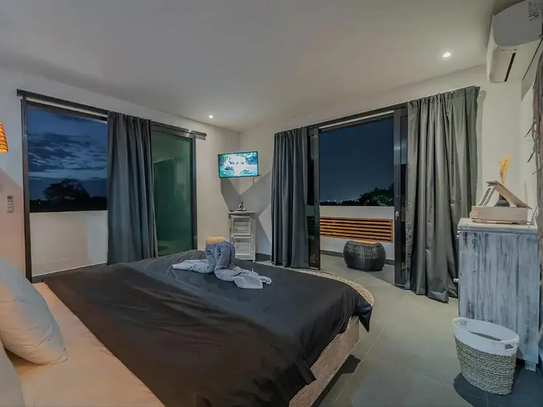 3 Bedroom Villa with Ocean View in Jimbaran for Rent Yearly - Image 3 of 10