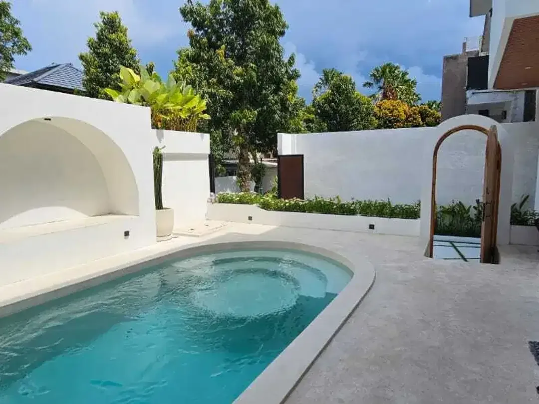 Brand new villa with tropical luxury style for sale in Pecatu, Bali - Image 8 of 9